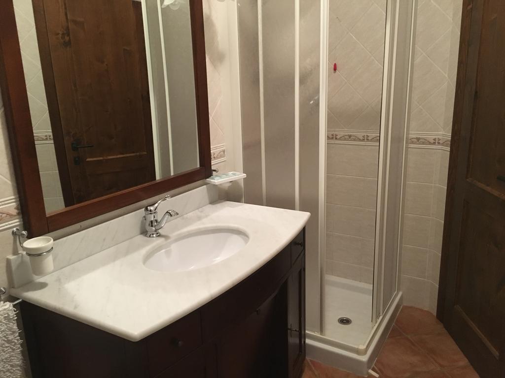 Appartamenti E Camere Il Poggio Di D'Angeli Lidia Auditore Kültér fotó